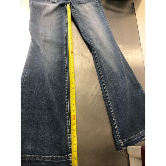 Rue 21 Women’s High Rise Flare Boot Cut Jeans Size 12 NWT - Picture 9 of 9